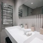 Luxury Beachfront Heated Pool & & Gym-ehhouse