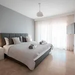 Apartamento Luxury Beachfront Heated Pool & & Gym-ehhouse