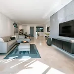 Luxury Beachfront Heated Pool & & Gym-ehhouse * Estepona