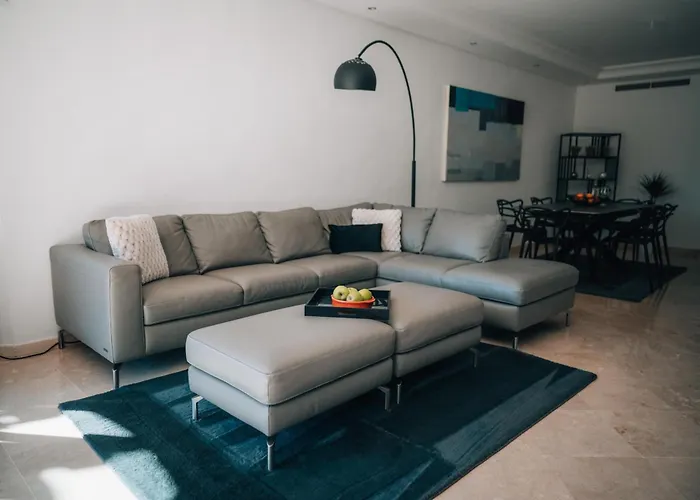 Apartment Luxury Beachfront Heated Pool & & Gym-ehhouse Estepona