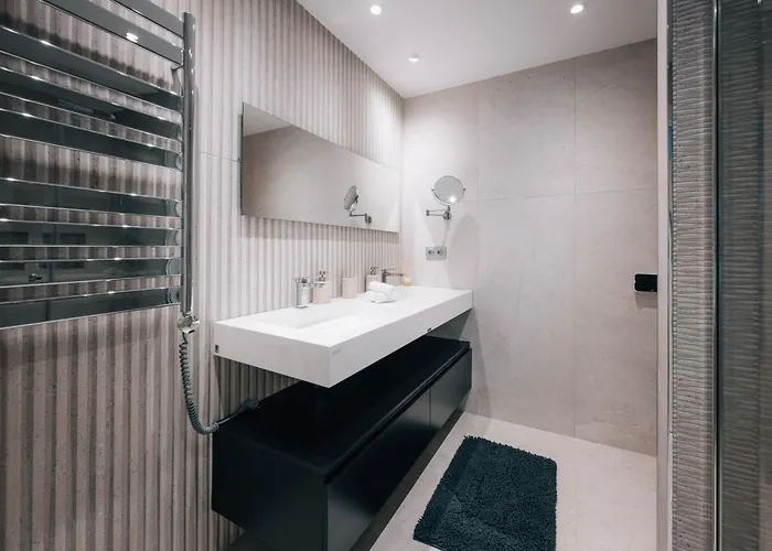 Luxury Beachfront Heated Pool & & Gym-ehhouse * Estepona