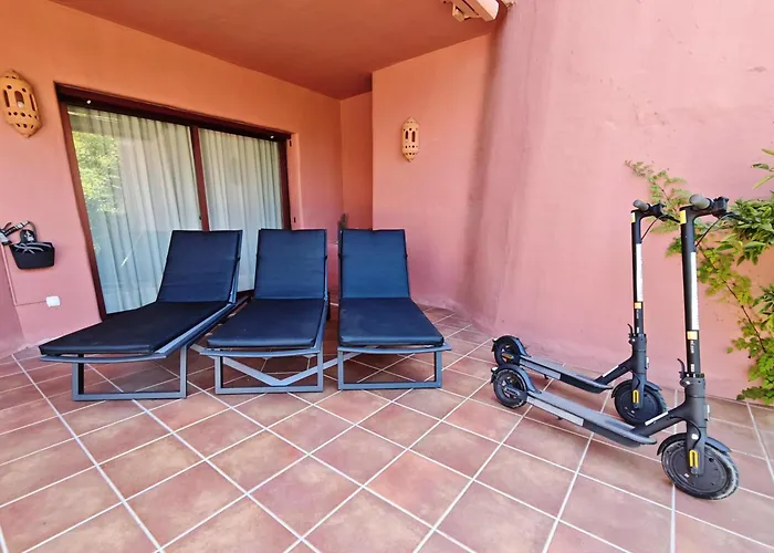 Luxury Beachfront Heated Pool & & Gym-ehhouse Apartment Estepona